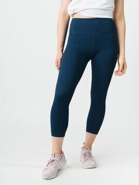 Zyia Active Pocket Light n Tight Hi-Rise Capri